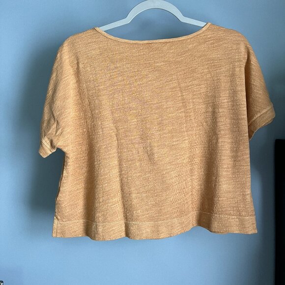 Old Navy Cropped Top (Gold) XSP - Picture 3 of 7